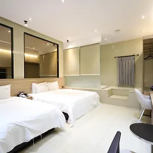 Almond Station בוסאן